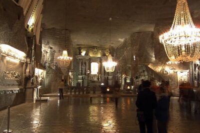Krakow: Wieliczka Salt Mine Guided Tour with Hotel Pick-up option - The Drive From Kraków: Hotel Pickup Without the Old-Town Surprise