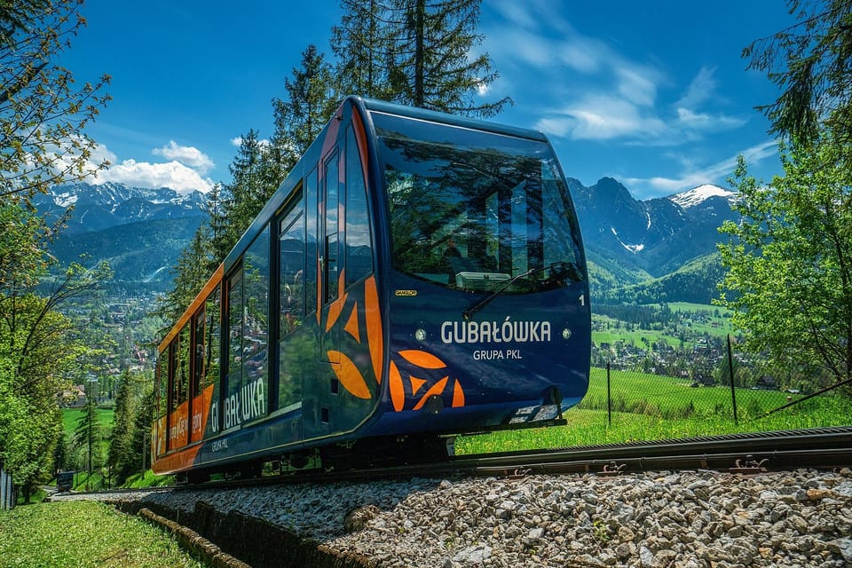 Krakow: Zakopane, Thermal Springs, Cable Car, Local Tasting - Key things to love about Zakopane with Thermal Baths