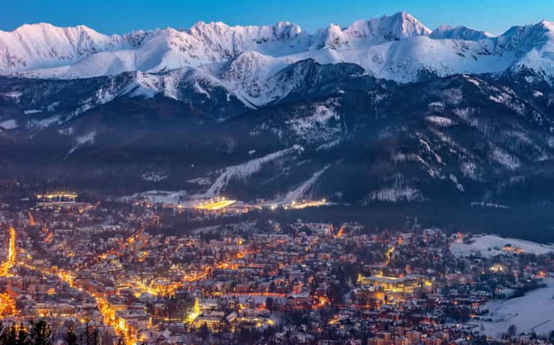 KRAKOW ZAKOPANE TOUR CABLE CAR THERMAL BATHS & HOTEL PICKUP - Oscypek on Open Fire: The flavor moment that isn’t just a gimmick