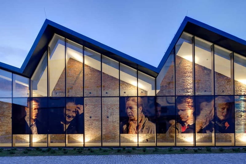 MOCAK: Museum of Contemporary Art in Krakow - Alfa, Beta, and Re Galleries: your simple route plan