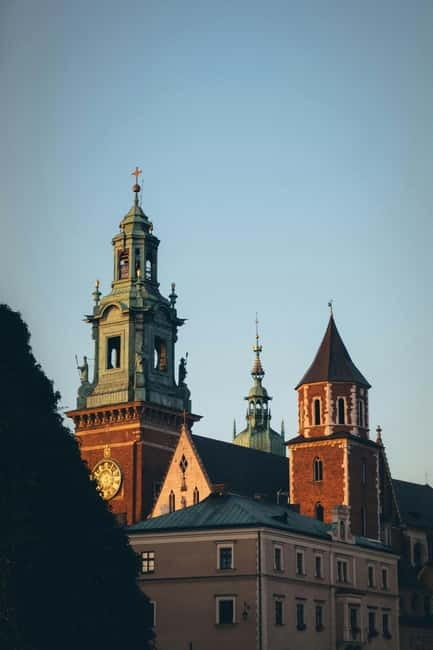 Mysterious Wawel Cathedral and Wawel Courtyard Guided Tour - The quick John Paul II stop before Wawel Cathedral