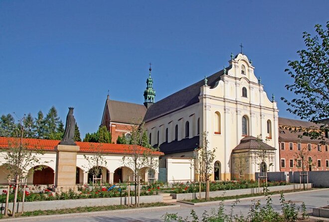 Nowa Huta Tour from Krakow: Communist City, Vodka & Zapiekanka - Key highlights to look for