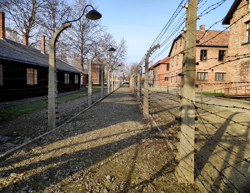 Oswiecim: Auschwitz-Birkenau Skip-the-Line Entry Tickets - Group logistics: what to do so you don’t lose your start time