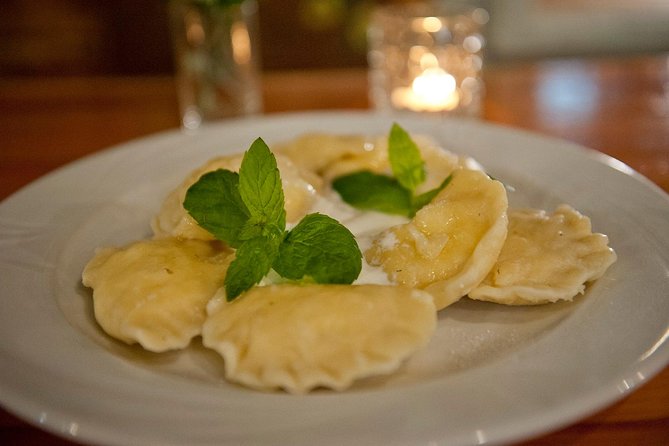 Private Tour: Secret Food Tours Krakow - Rynek Główny: Old Market Square and the tour’s big-city payoff