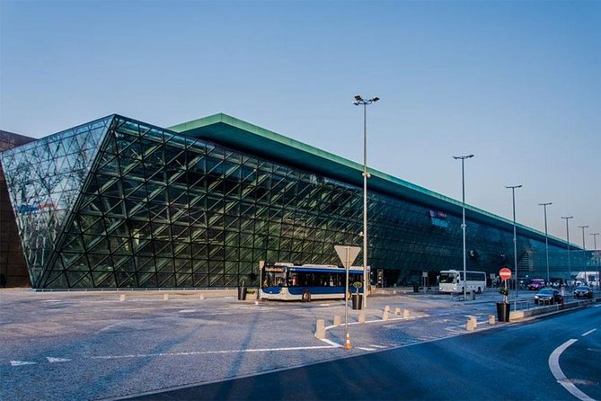 Private transfer | Krakow City - Krakow Airport Balice - Key things that make this transfer work
