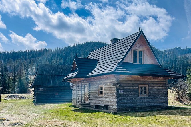 Private Zakopane and Thermal Pools Tour from Krakow - A quick spiritual pause at the Our Lady of Fatima Sanctuary