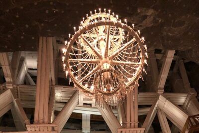 Salt Mine Wieliczka Guided Tour from Kraków with Hotel Pick up - Step into St. Kinga’s Chapel: the salt-crystal centerpiece