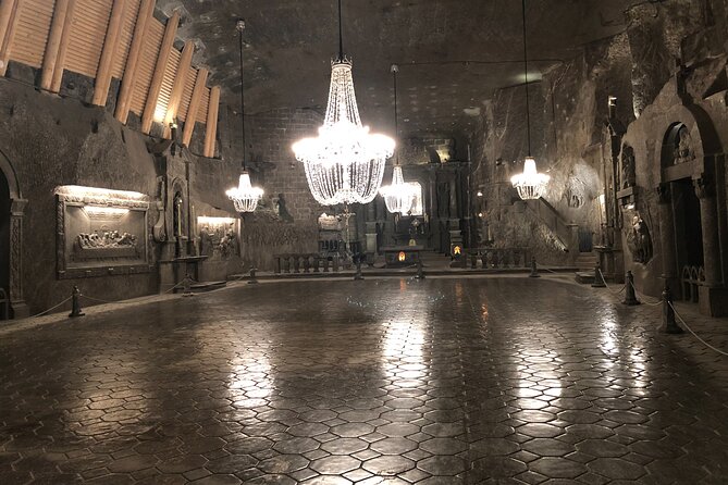 Salt Mine Wieliczka Guided Tour from Kraków with Hotel Pick up - The ride details that make the tour feel organized