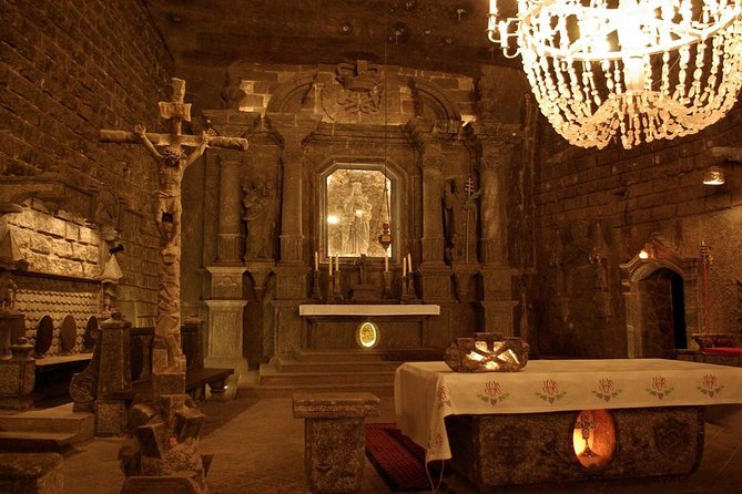 Salt Mine - Wieliczka Guided Tour - Shared Transport with Tickets from Krakow - Getting picked up in Kraków (and why it matters)