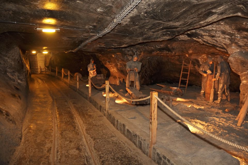 Salt Mine Wieliczka & Lunch & Schindler’s Factory Tour - The cool truth: 14–16°C and a stair-heavy visit