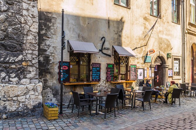 Schindler's Factory and Jewish Ghetto Walking Tour in Kraków - Eagle Pharmacy (Under the Eagle): a rescue story close by, with extra cost