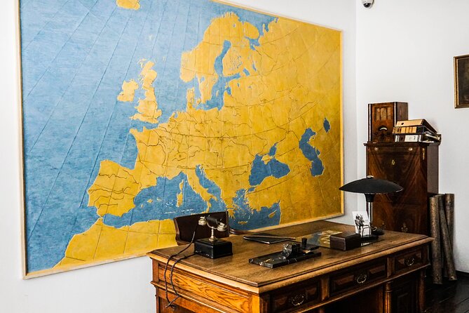 Schindler's Factory -Guided Tour - Who should book this Schindler’s Factory tour?