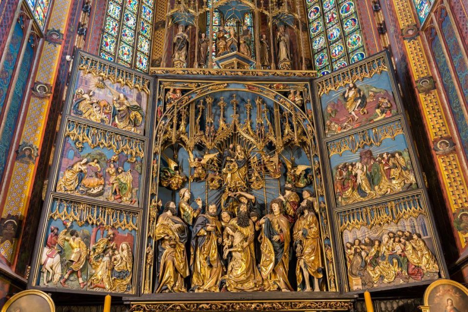 St. Mary's Basilica and more - a short walk with a guide - The Stories That Make the Church Feel Personal