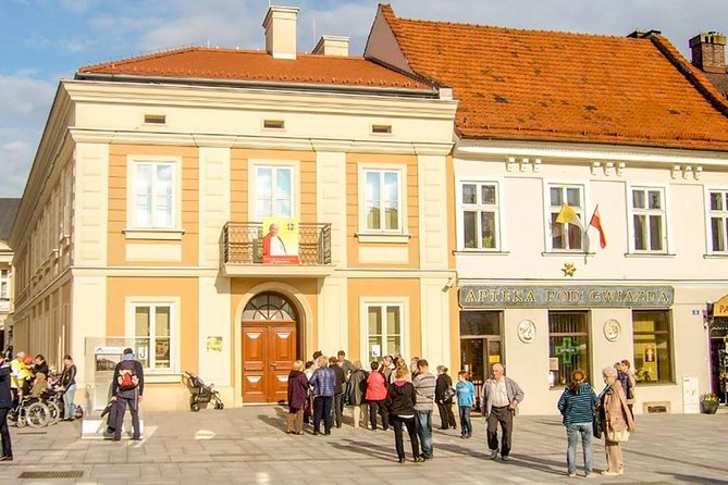 The Footsteps of John Paul II & Divine Mercy Private Tour - How the Private Tour Runs From Your Krakow Hotel