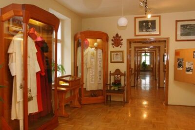 The Footsteps of John Paul II & Divine Mercy Private Tour - Wadowice John Paul II Square and His Home: Where the Story Starts