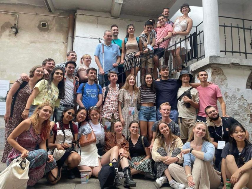 The Jewish Quarter - Walking Tour - Kazimierz Main Square and Miodowa Street walls: where the neighborhood shape begins