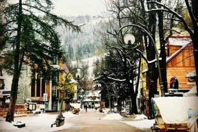 Thermal Pools and Zakopane Day Tour with Cable Car - Stop 1: Wielka Krokiew ski-jumping hill for quick photos and real local sport