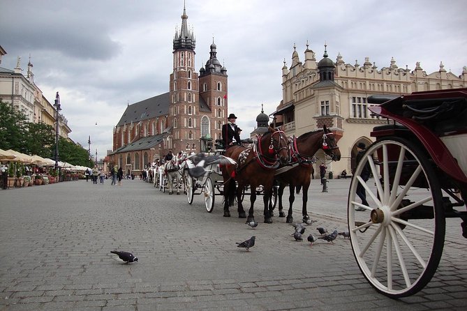 Ultimate Krakow & More 3 Day Private Tour - Kazimierz and Remuh Synagogue: a calmer side of Krakow