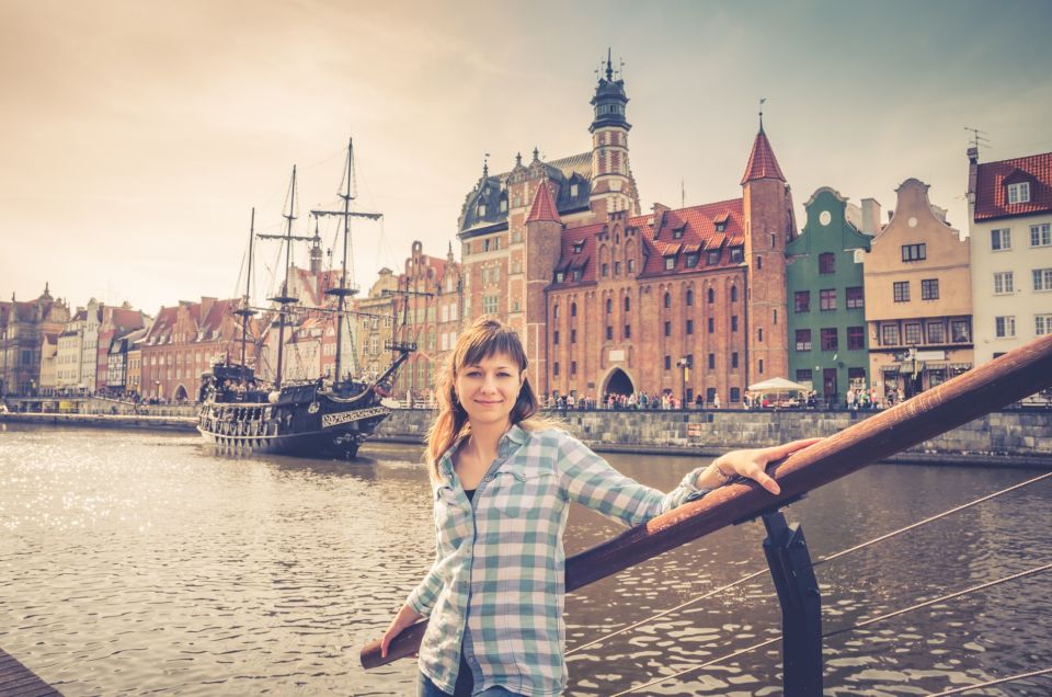 Wawel Castle Treasury & Armoury Skip the Line Private Tour - Key Things That Make This Tour Worth Your Time