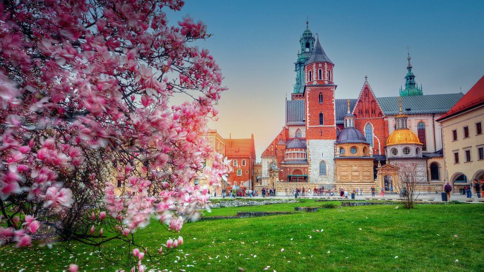 Wawel Hill Tour with Audio Guide - Key points worth knowing