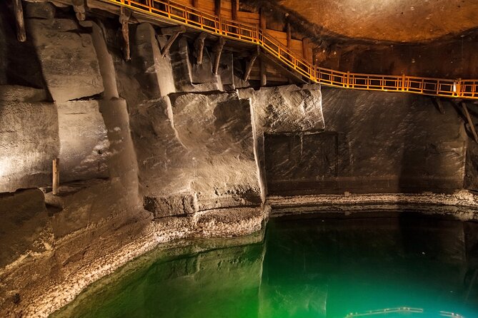 Wieliczka Salt Mine Skip the Queue Ticket - Crowds and sound: how group flow can affect your experience