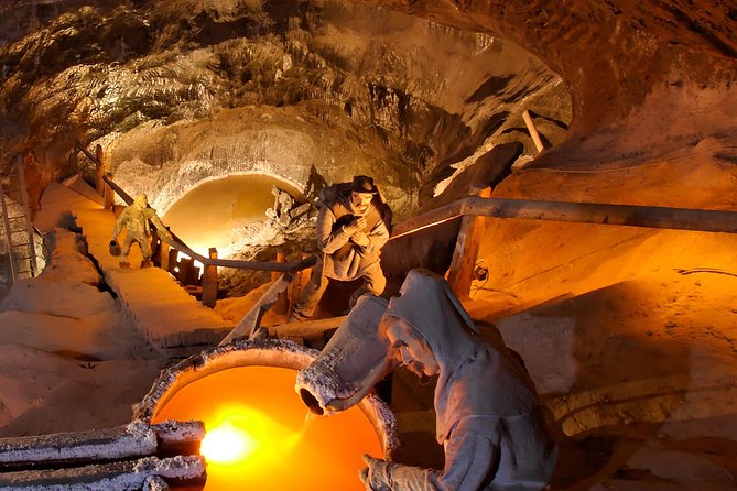 Wieliczka Salt Mine Tour from Krakow: Private Transport + Ticket - Chapel of St Kinga: why this salt church stops people cold