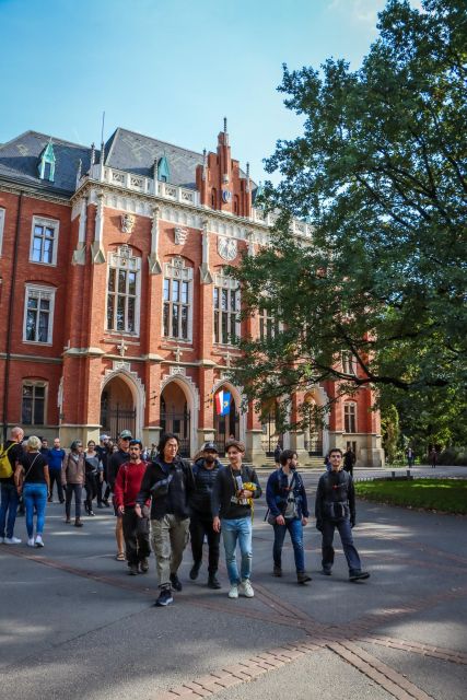 World War II in Krakow Walking Tour in English - Who this WWII walking tour suits best
