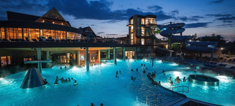 Zakopane and Chocholow Thermal Baths Tour from Krakow - Gubalowka funicular: the views and why timing matters
