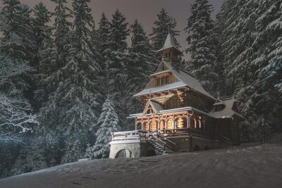 Zakopane Guided Tour or Thermal Baths with Transfer from Krakow - Chochołów: wooden village vibes and real upkeep