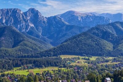 Zakopane & Slovakia Tour from Krakow - Zakopane arrives fast: winter-capital vibes in any season