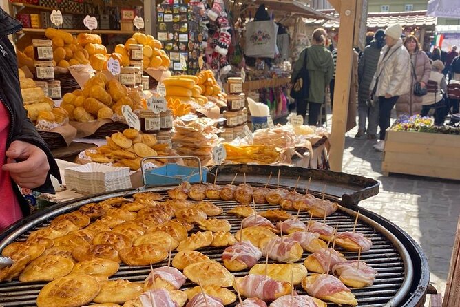 Zakopane Tour from Krakow with Thermal SPA and Hotel Pick up - Stop 1: Chocholow’s traditional wooden village feel